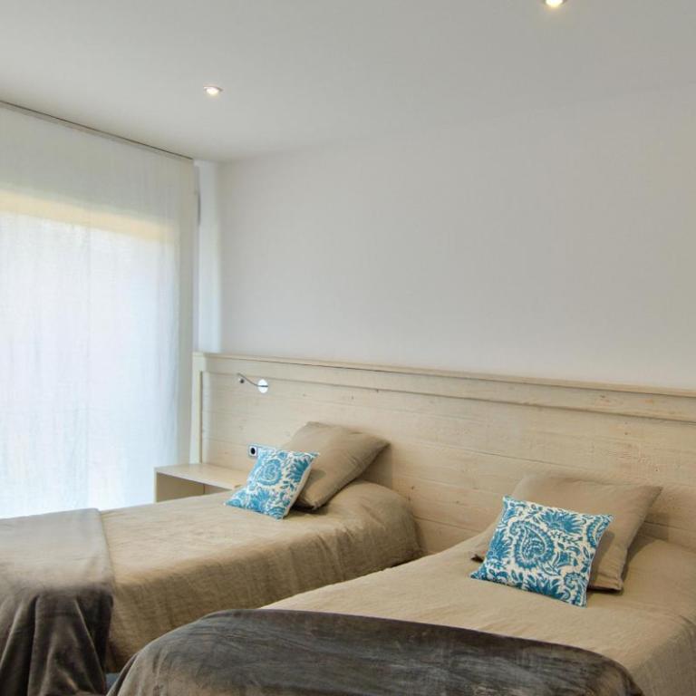 Modern Villa Olivera with Private Pool - Ferienhaus - 32