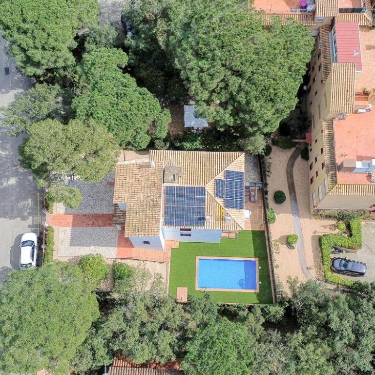 Villa Sierra with Private Pool - Villa - 6