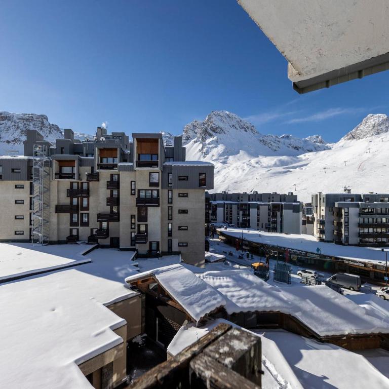 Appartement lumineux au Val Claret, proche pistes et commerces - FR-1-889-32 - Appartement - 8