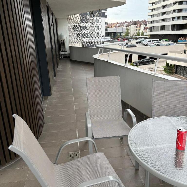 Sarajevo Waves Apartment - Two-Bedroom Apartment with Balcony - 8