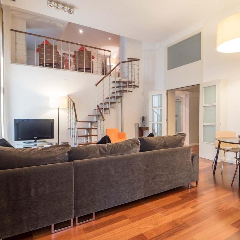Rent Top Apartments near Plaza de Catalunya - Apartamento de 4 dormitorios - Ronda Sant Pere - 23
