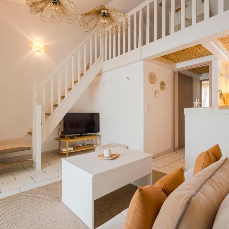 Appartement T2 - 6 couchages - 50m du port Miramar - Appartamento con 2 Camere da Letto - 32