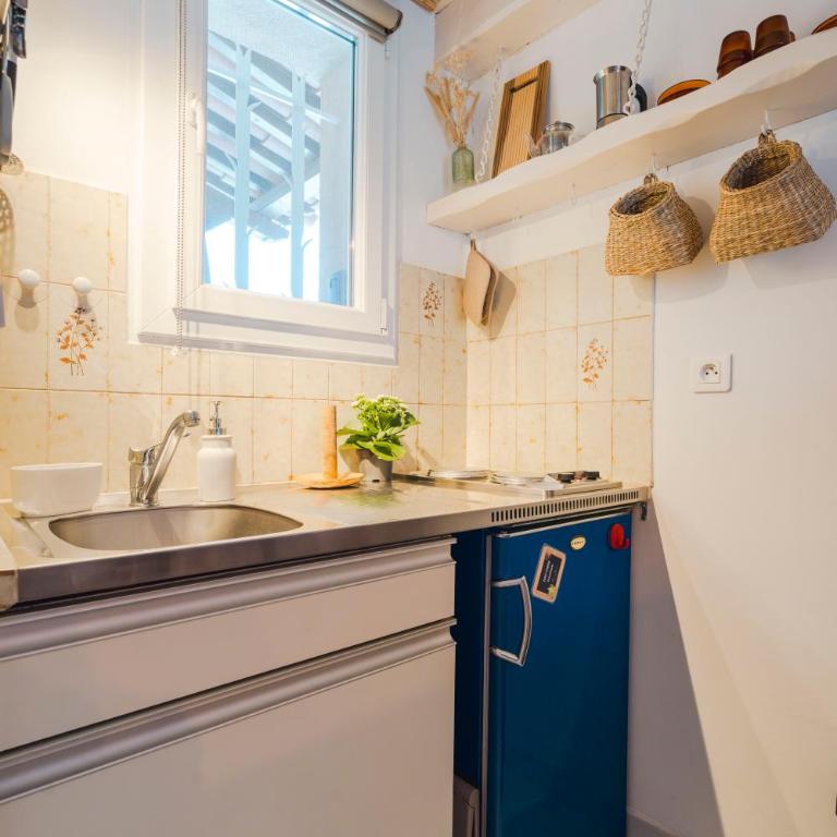 Appartement T2 - 6 couchages - 50m du port Miramar - Appartamento con 2 Camere da Letto - 27