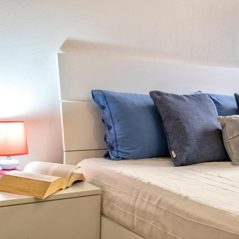 Spacious two-room apartment with private courtyard - Apartment mit 1 Schlafzimmer - 18
