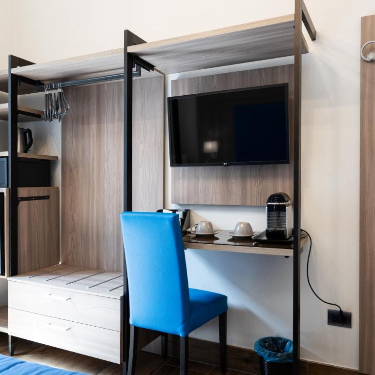 I MITI DI PARTENOPE - Habitación Doble Deluxe con balcón - 2