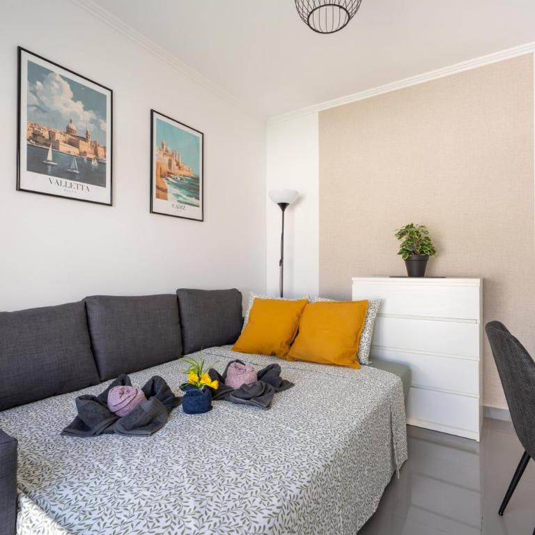 Aqua Garden Villa - Spacious 3-Bedroom Holiday Home with Terrace, BBQ & Pool Access in Costa Adeje - Villa con vistas al jardín - 63