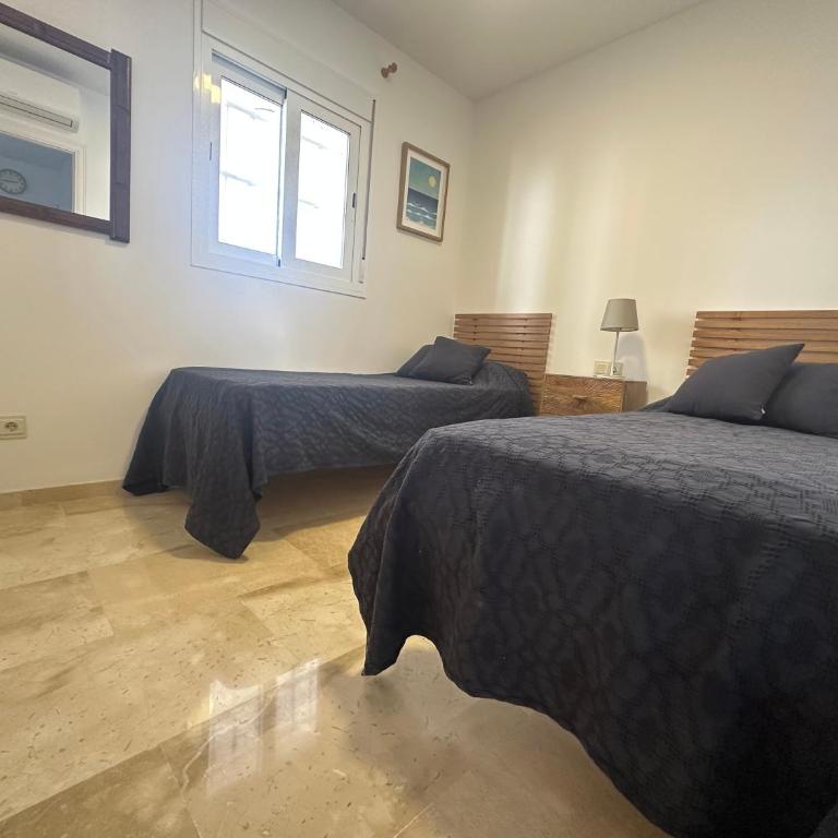 FUENTES A1 1E MENYBER - Apartment with Pool View - Two-Bedroom Apartment with Pool View - 8