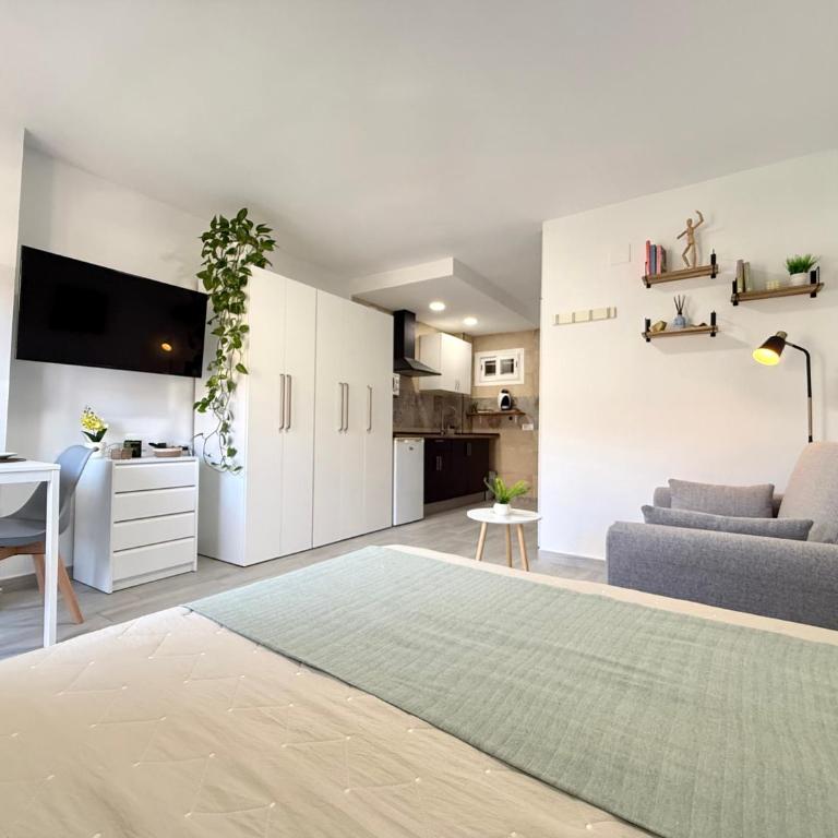 Hercules Cozy Studio - City Center and Near Beach - Monolocale con Balcone - 3