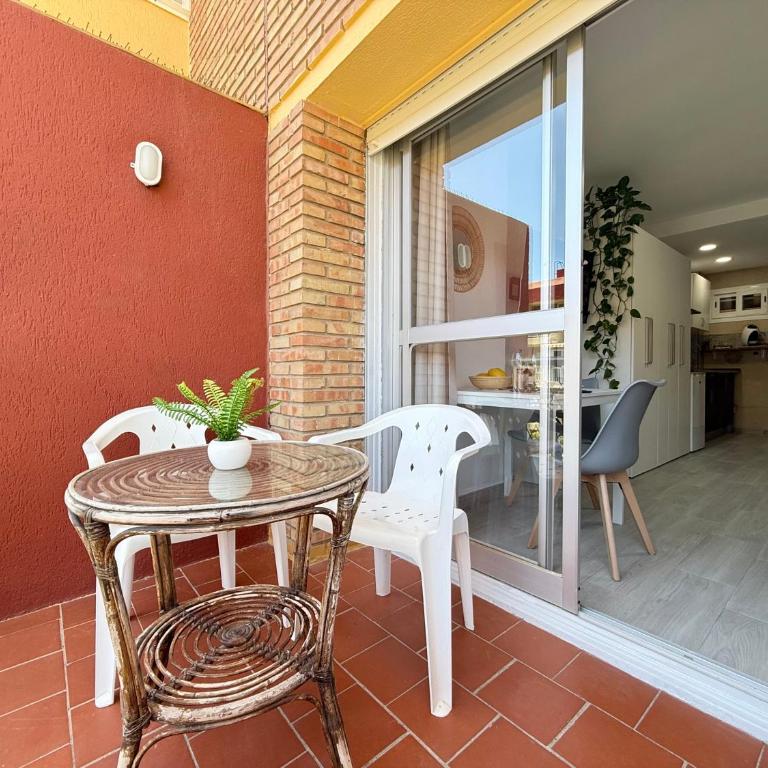 Hercules Cozy Studio - City Center and Near Beach - Monolocale con Balcone - 11