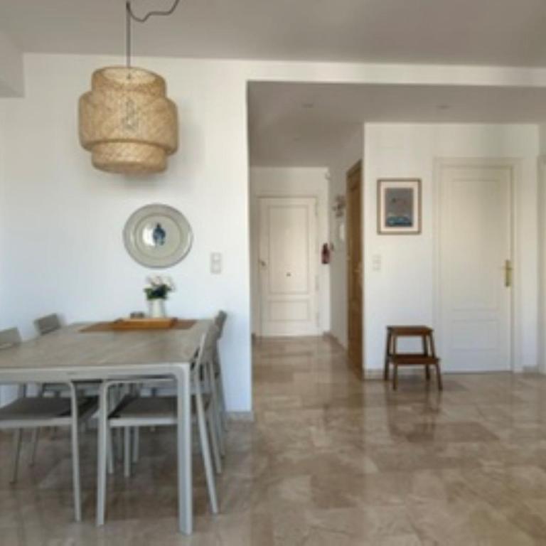 FUENTES A1 1E MENYBER - Apartment with Pool View - Two-Bedroom Apartment with Pool View - 12