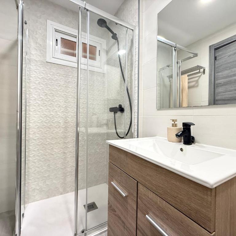 Hercules Cozy Studio - City Center and Near Beach - Monolocale con Balcone - 16