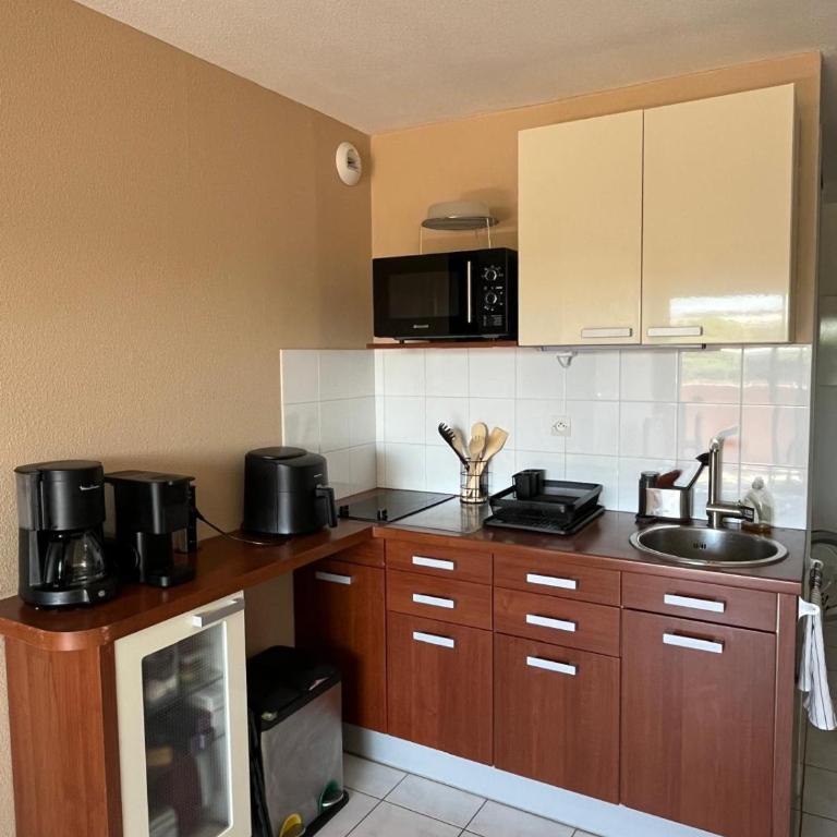 Agréable appartement T2 à 400 mètres de la plage - Apartment mit 1 Schlafzimmer - 5