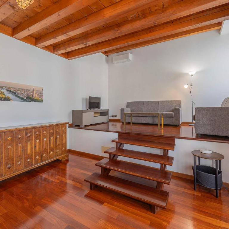 Timber and Light Spacious Apartment with Balcony - Apartment - 7