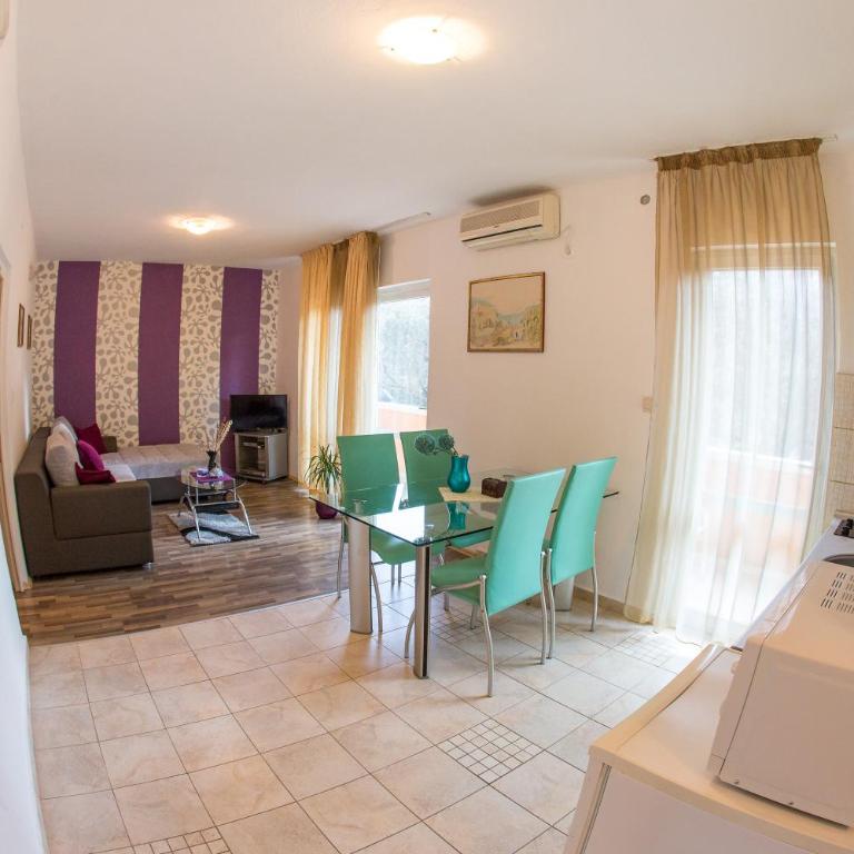 Villa Nadezda - Apartment - Ground Floor - 10