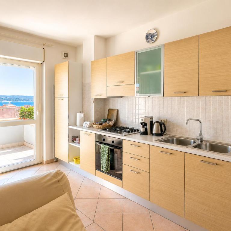 Spargi Apartment - La Maddalena - Appartamento con 2 Camere da Letto e Balcone - 12