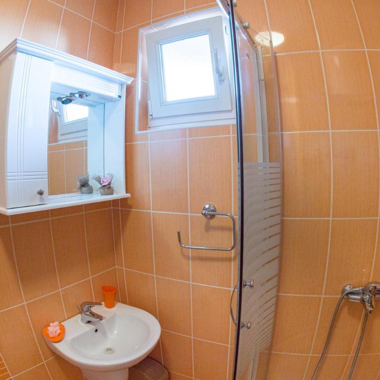 Villa Nadezda - One-Bedroom Apartment - 11