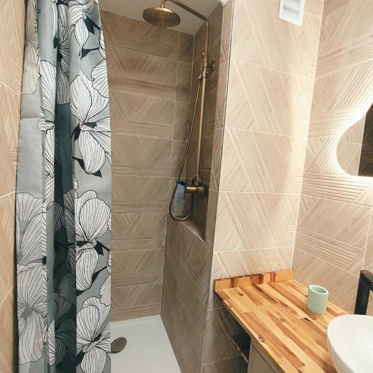 Élégant T2 au cœur du Toulon historique - Appartement 1 Chambre - 4