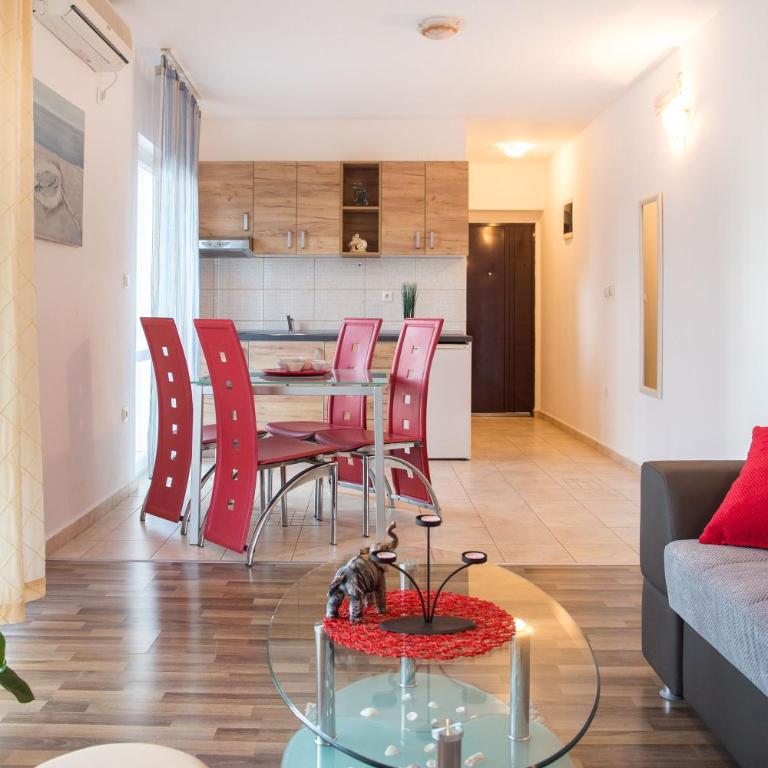 Villa Nadezda - One-Bedroom Apartment - 17