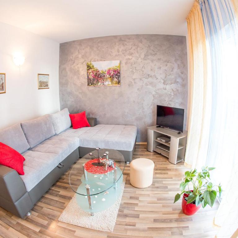 Villa Nadezda - One-Bedroom Apartment - 11