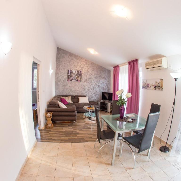 Villa Nadezda - One-Bedroom Apartment - 5