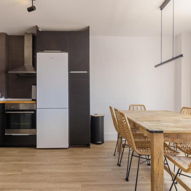 FUN BUILDING DUPLEXES by HOMEABOUT - Apartamento - 9