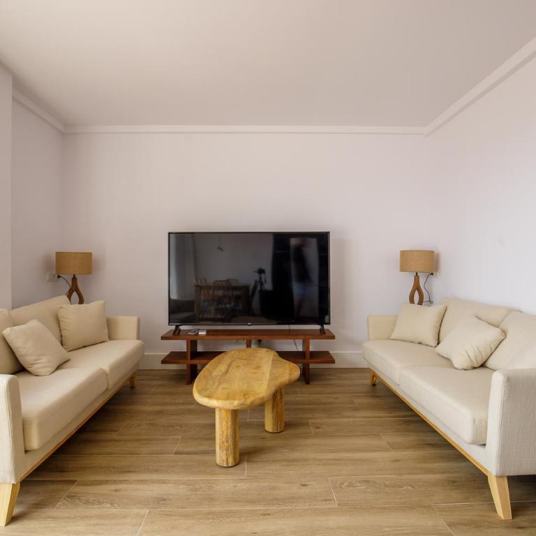 FUN BUILDING DUPLEXES by HOMEABOUT - Apartamento - 4