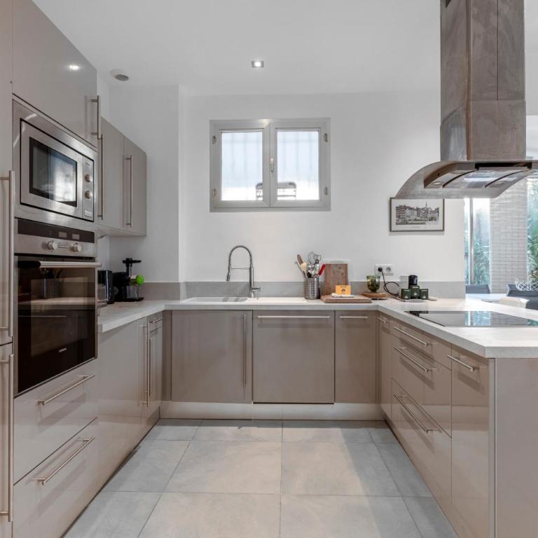 Spacious 80m Cannes Apt with Huge Terrace - Appartamento - 4