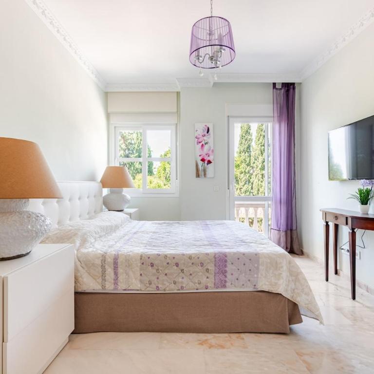 Coastal Family Home - Villa - 5