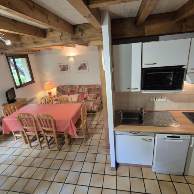 Chalet Fanlou à Cauterets avec jardin et parking privatif - FR-1-812-138 - Apartment - 16