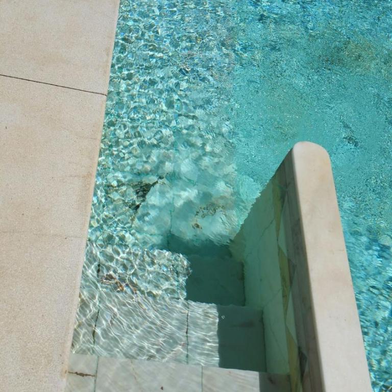 Coastal Family Home - Villa - 32