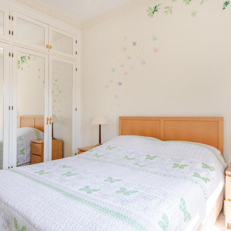 Coastal Family Home - Villa - 49