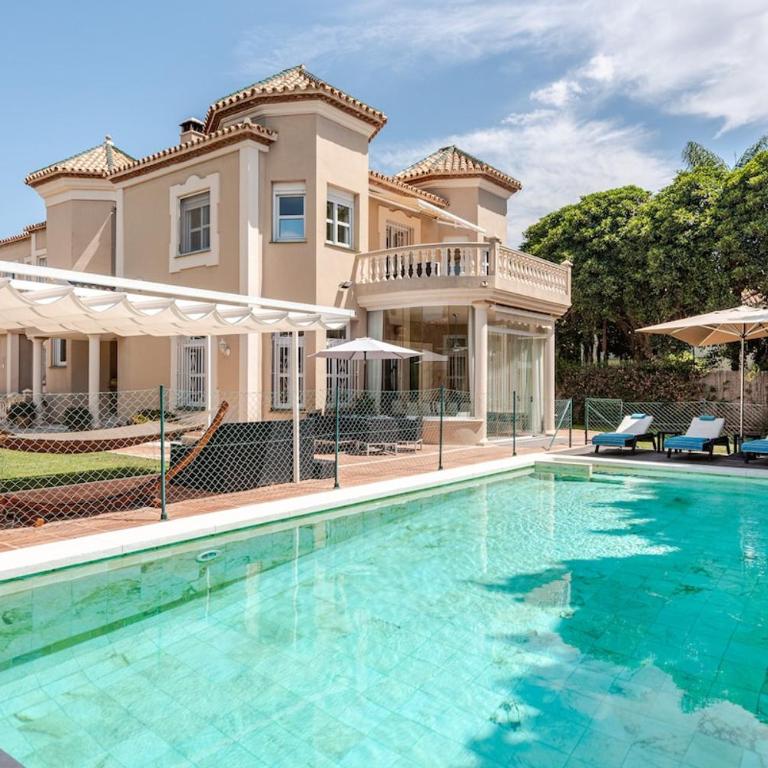 Coastal Family Home - Villa - 65