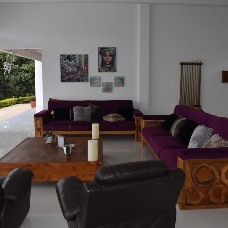Modern house with mountainviews - Three-Bedroom Villa - 2