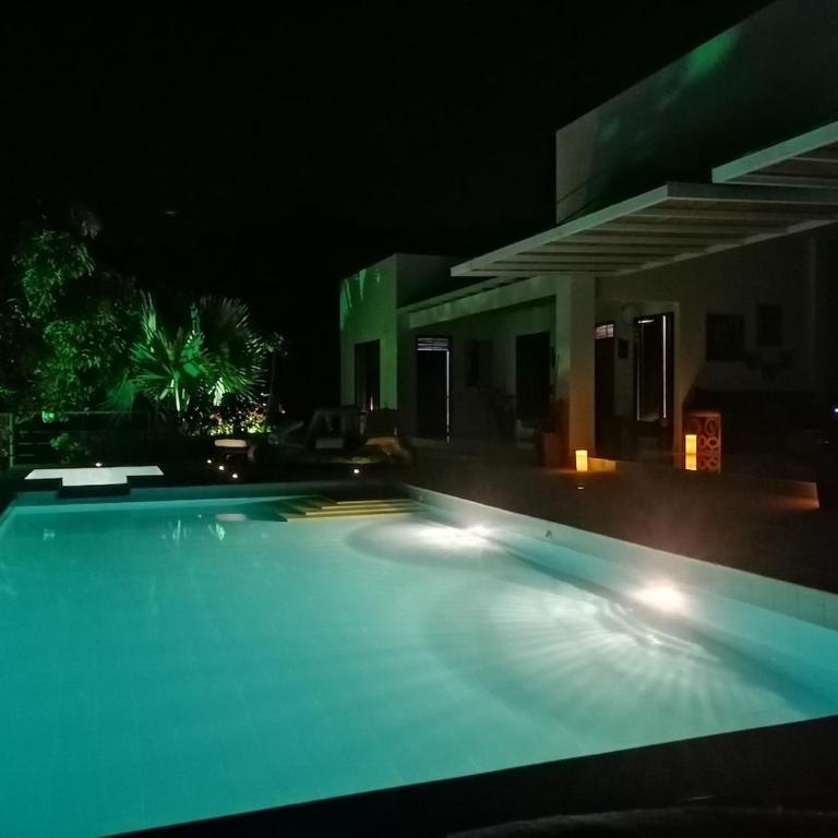 Modern house with mountainviews - Three-Bedroom Villa - 61