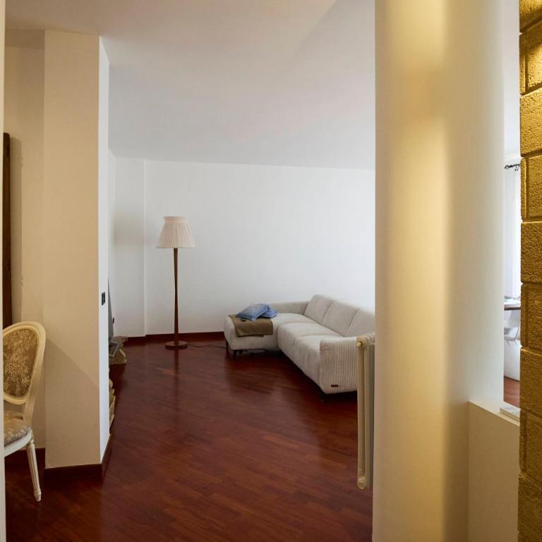 Serafini in Città - Two-Bedroom Apartment - 28