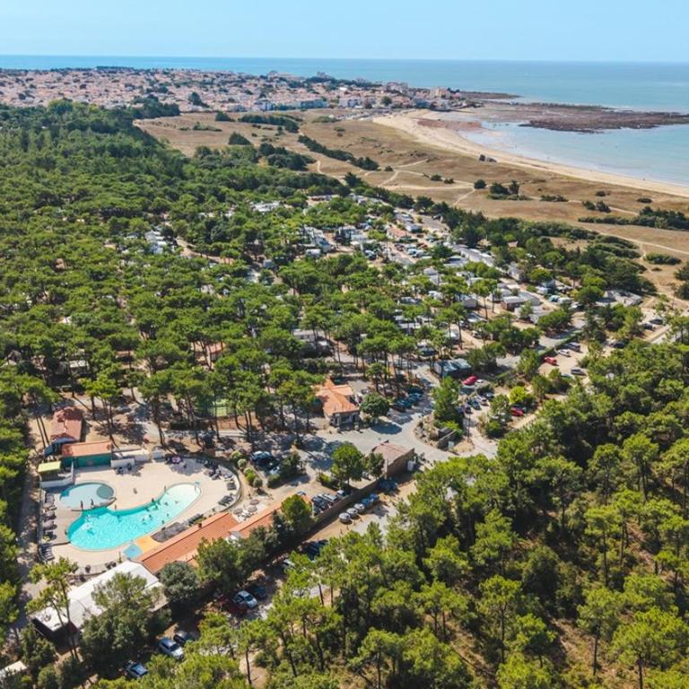ZEcamping 3 sous les Pins - Accès direct Plage - MH TV Plancha - Mobile Home - 1