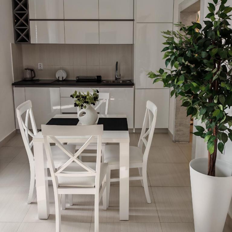 Boulevard Apartments - Apartment mit Balkon - 3
