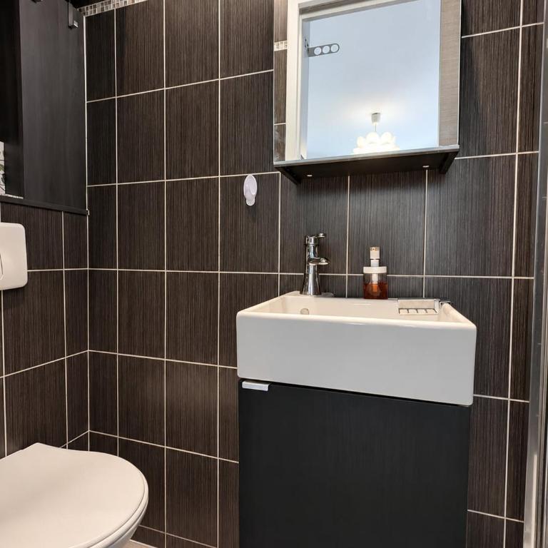 Studio cosy Buttes-Chaumont - 2 personnes - Appartement 1 Chambre - 12