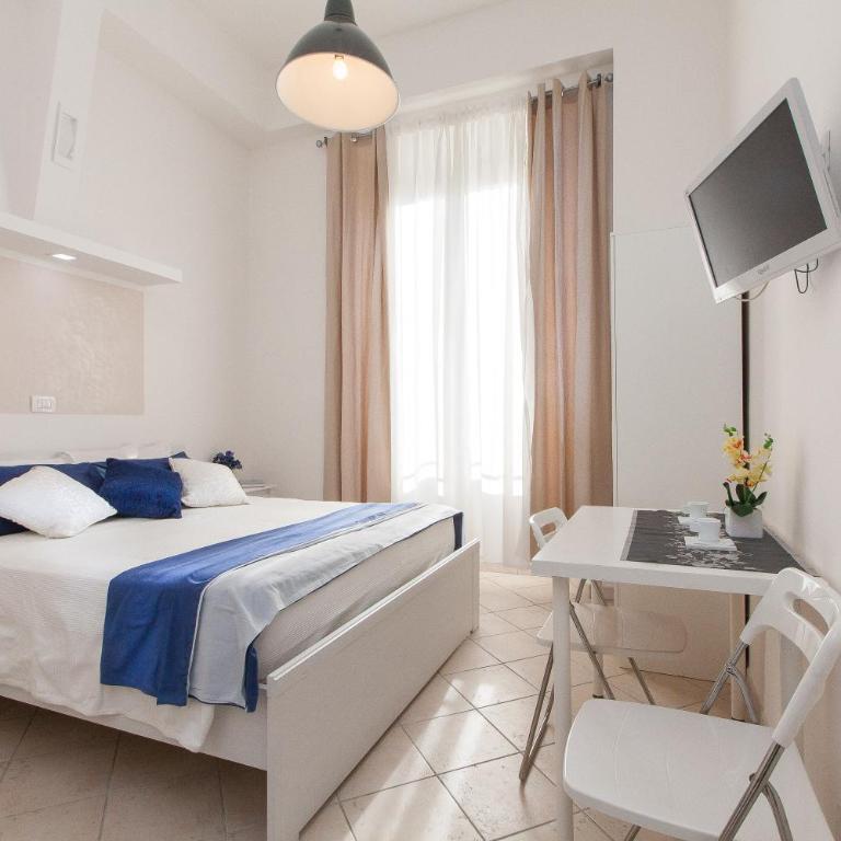 San Peter Angels - Large Double Room - 1