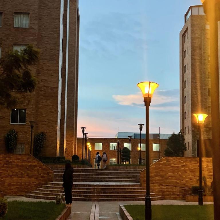 Flat familiar en Av Granados céntrico - Apartamento de 3 dormitorios Premium - 13