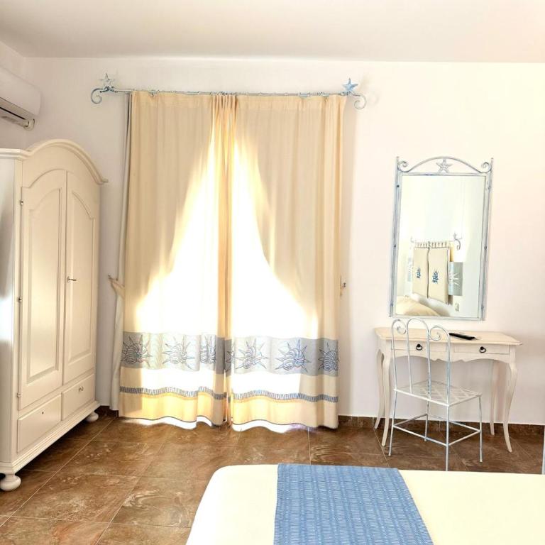 Casa Alguer - Habitación con cama extragrande. - 2