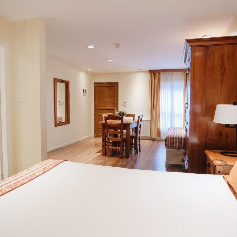 Hostal del Bosque - Triple Apartment - 4