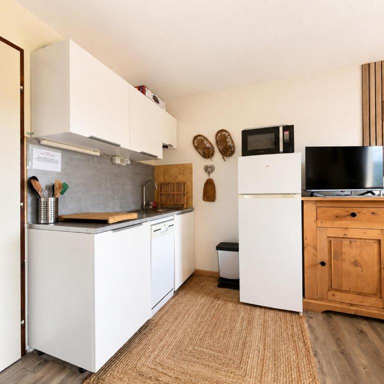 Studio moderne et lumineux avec vue sur le Mont Charvin. Parking privatif - FR-1-505-222 - Studio - 7