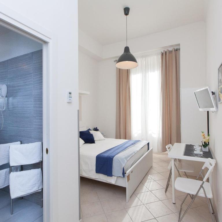 San Peter Angels - Large Double Room - 2