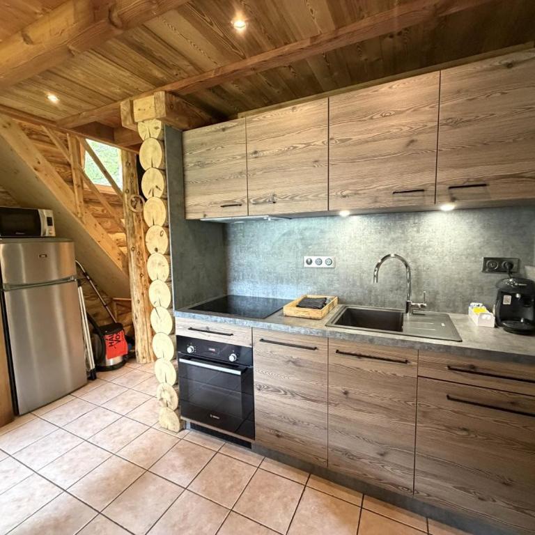 L'OURS NOIR Chalet en rondins - Chalet con 2 Camere da Letto - 11
