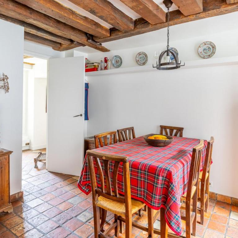 Marais Historique - Appt 110 m² au cœur du Marais - Appartement - 31