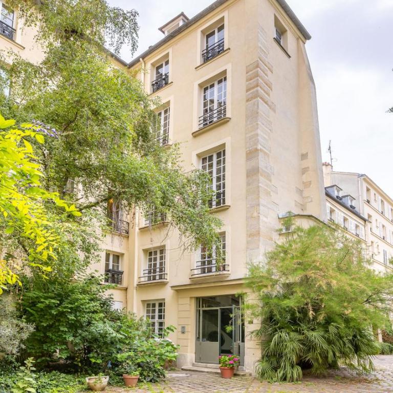 Marais Historique - Appt 110 m² au cœur du Marais - Appartement - 42