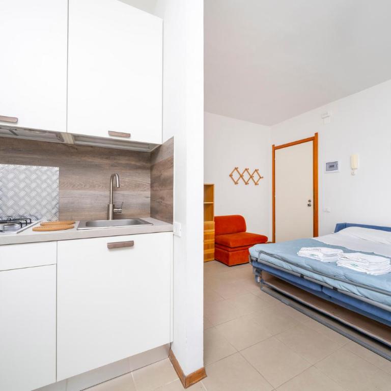 GuestHost - La Casa al Mare Apartments with Parking - Estudio - 13