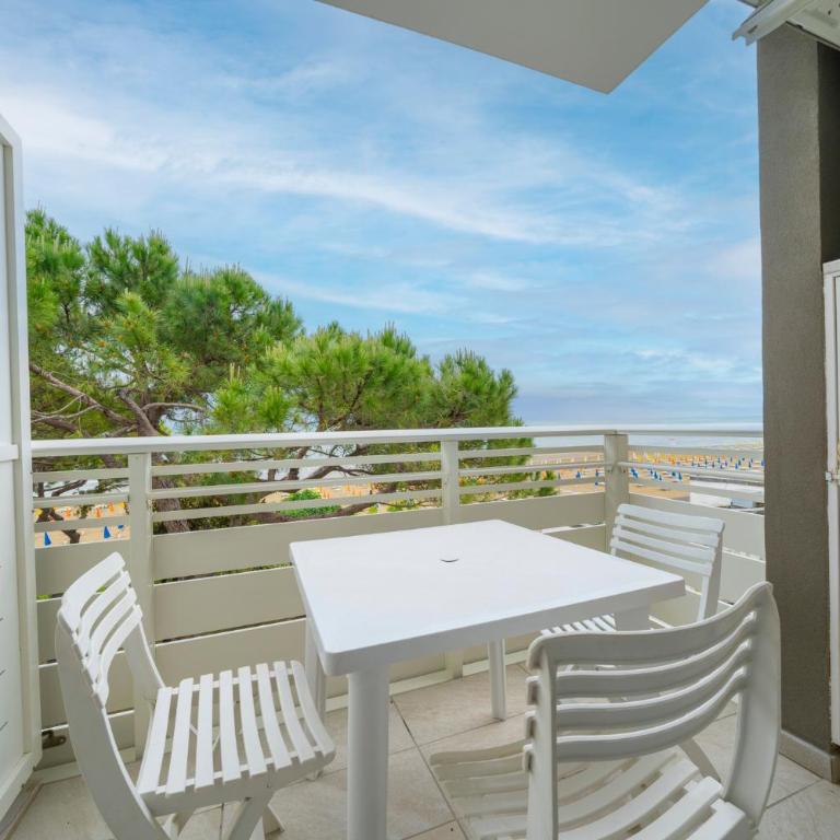 GuestHost - La Casa al Mare Apartments with Parking - Estudio - 2