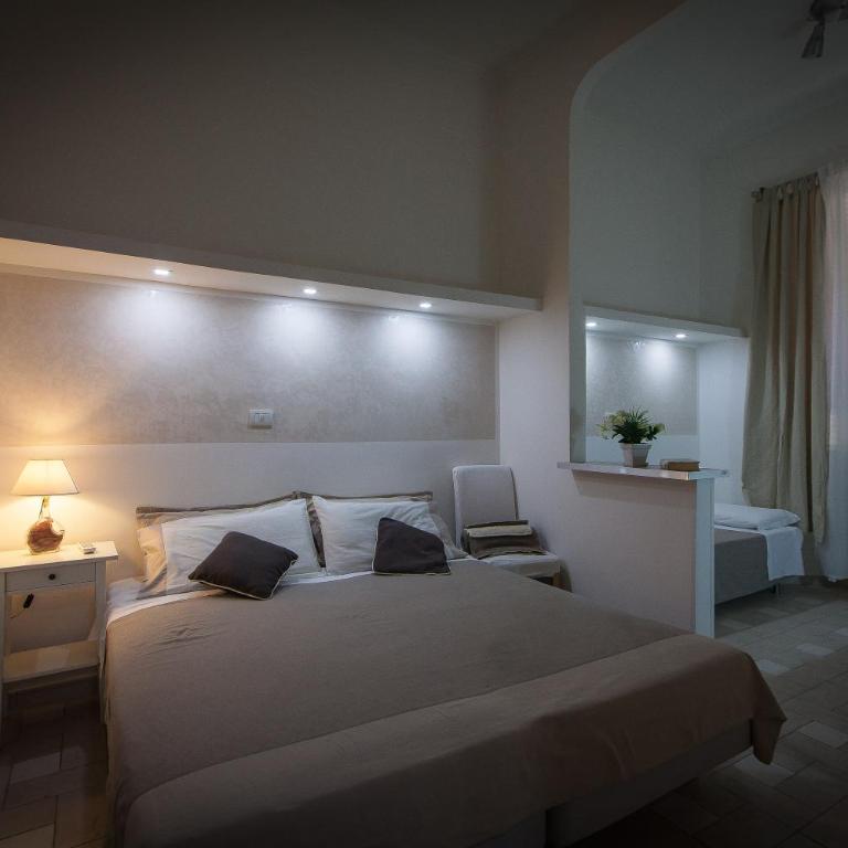 San Peter Angels - Triple Room with Private Bathroom - 2